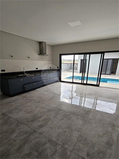 Foto REO1131571