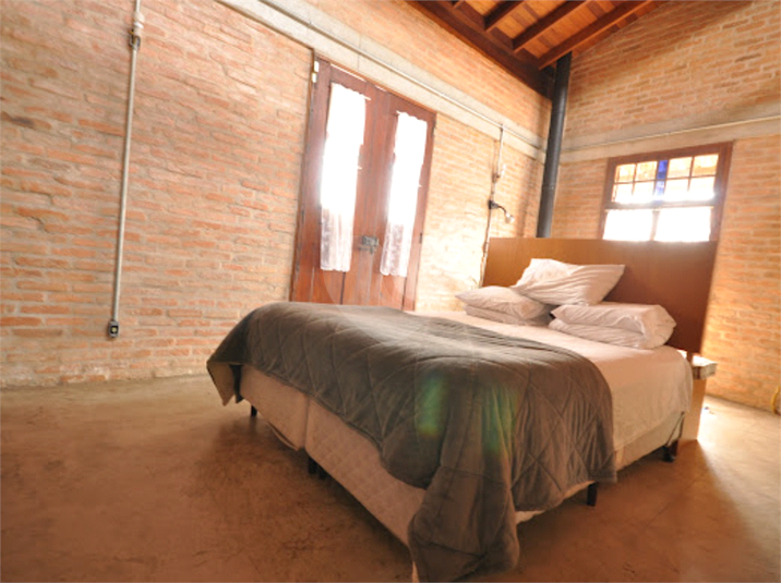 Foto REO1131578