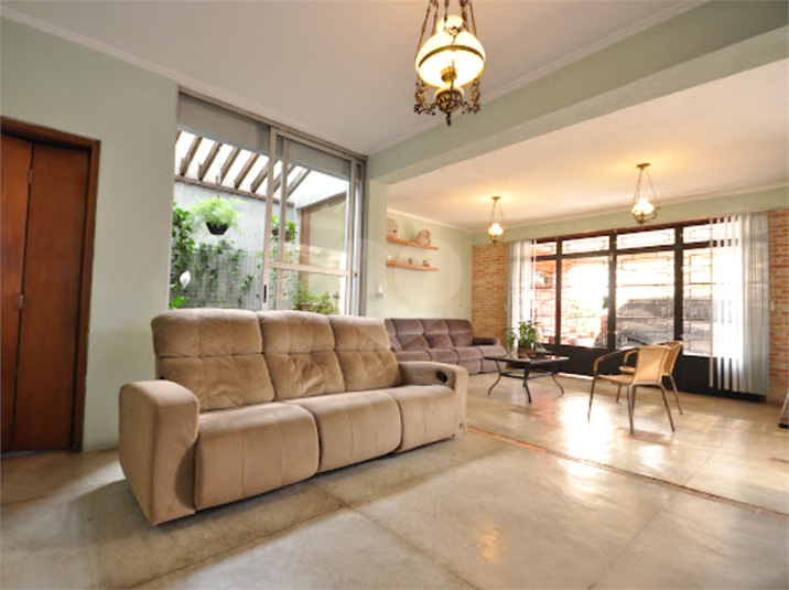 Foto REO1131578