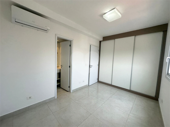 Foto REO1131588