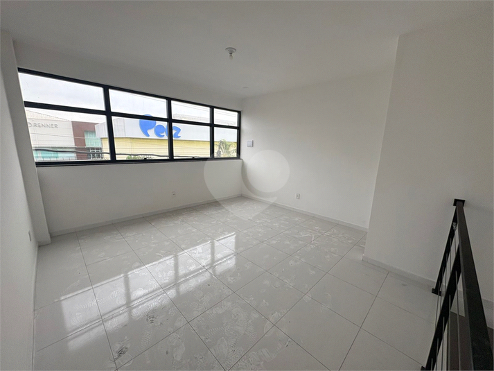 Foto REO1131604