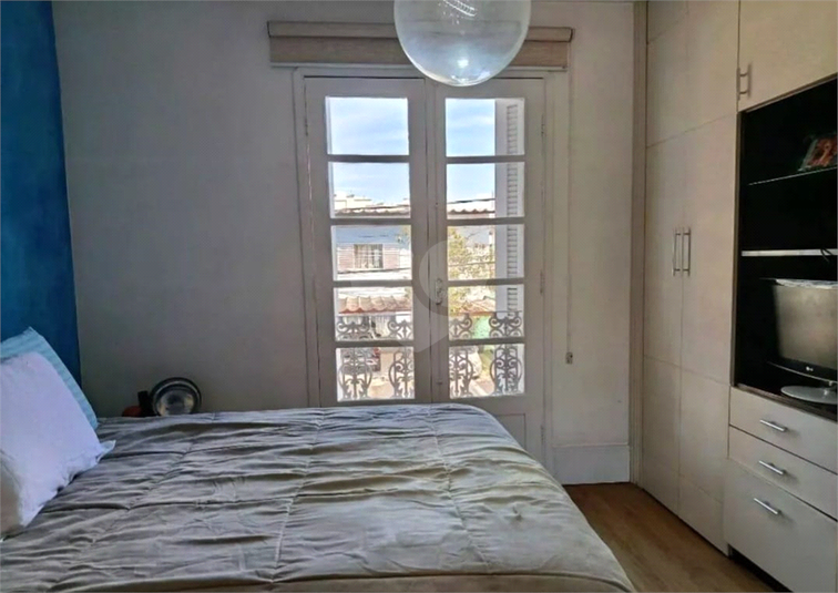 Foto REO1131610