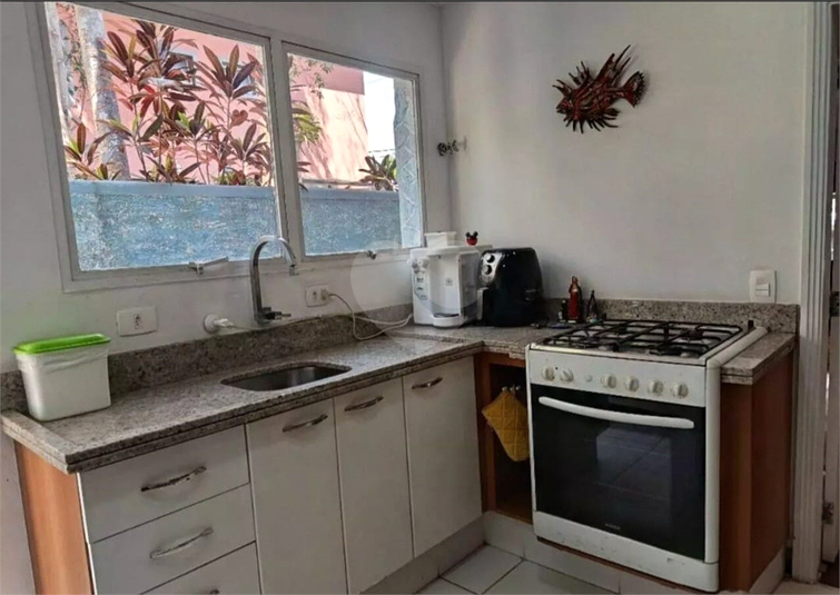 Foto REO1131610