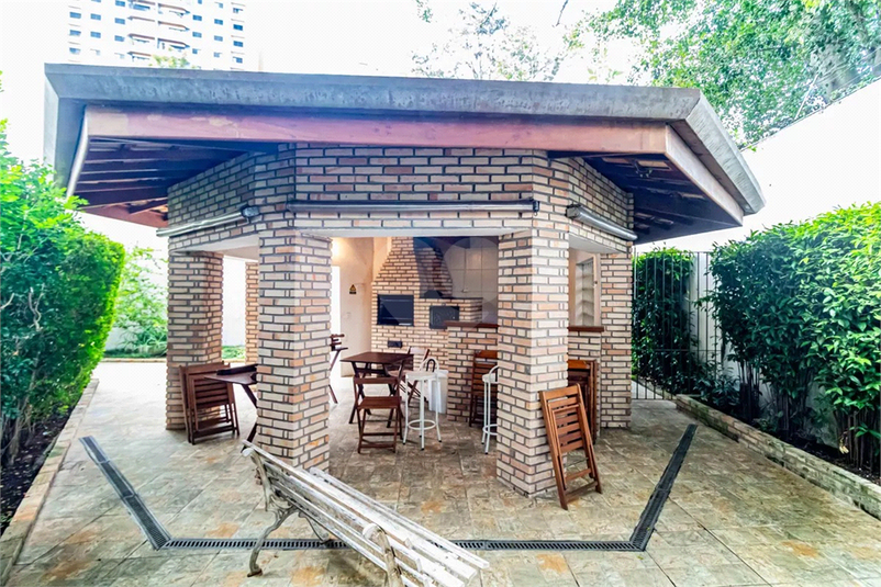 Foto REO1131618