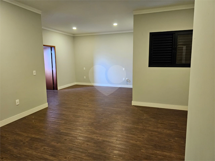 Foto REO1131621