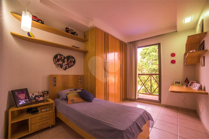 Foto REO1131627