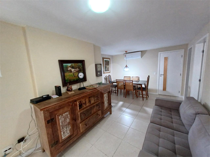 Foto REO1131639
