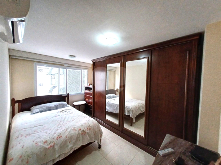 Foto REO1131639