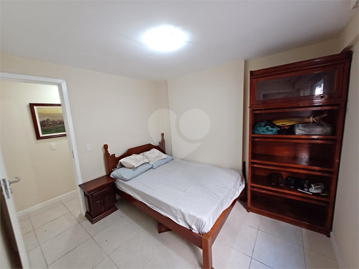 Foto REO1131639