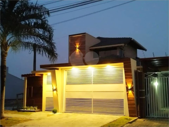 Foto REO1131644
