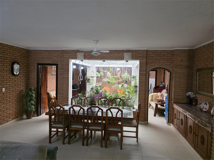Foto REO1131646