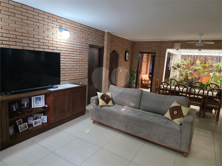Foto REO1131646