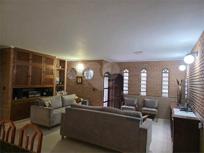 Foto REO1131646