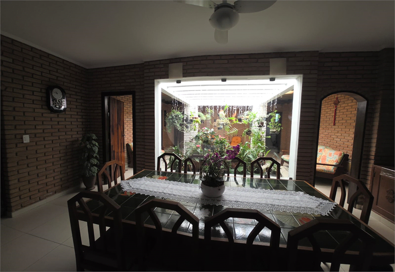 Foto REO1131646