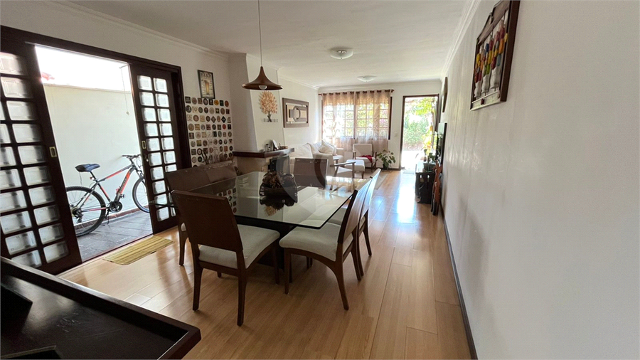 Foto REO1131647