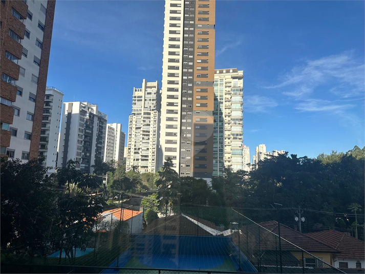 Foto REO1131658