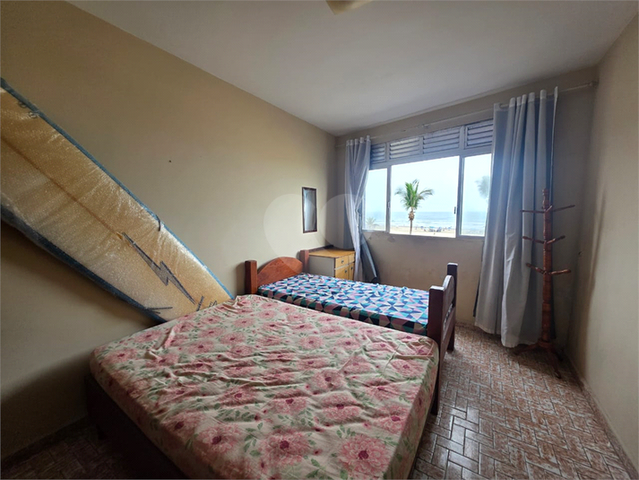 Foto REO1131665
