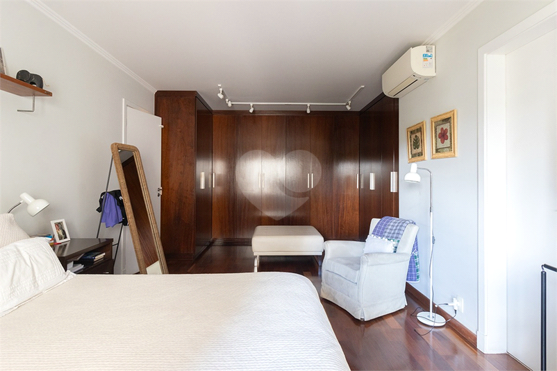 Foto REO1131690