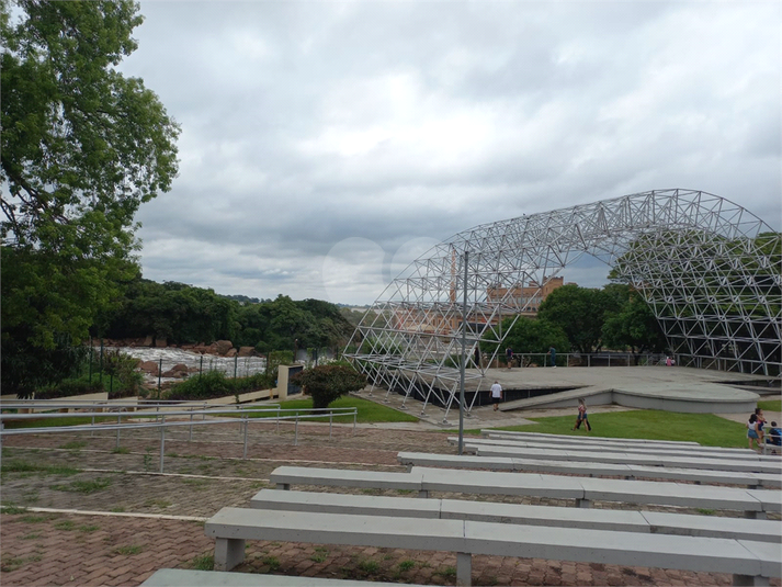 Foto REO1131699