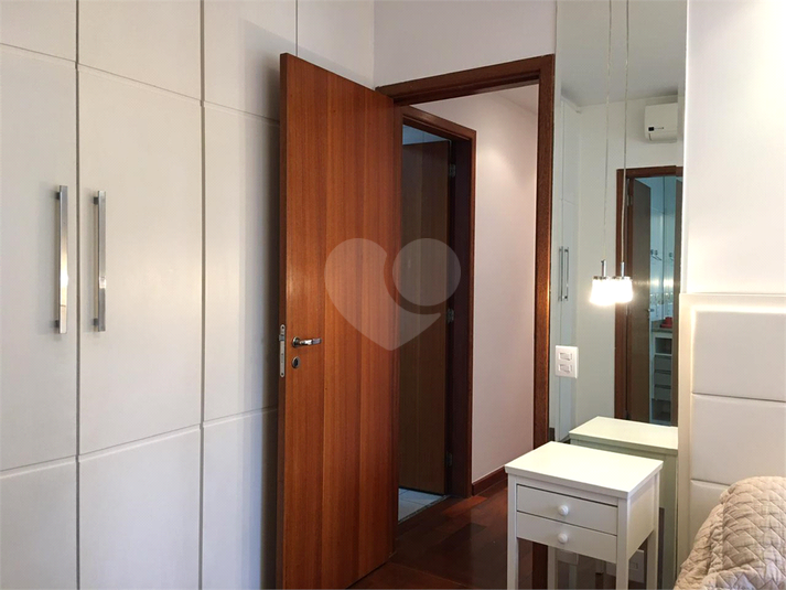 Foto REO1131708