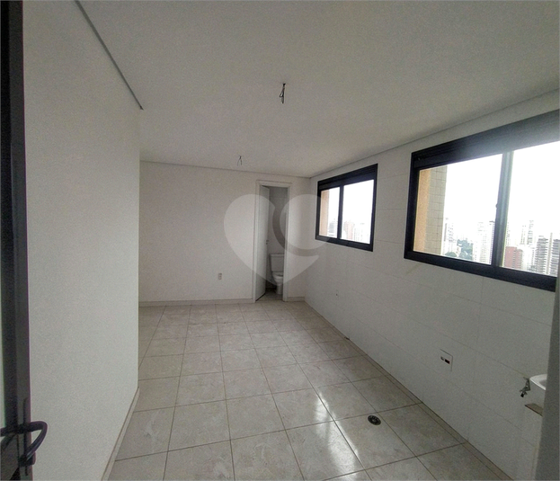 Foto REO1131713