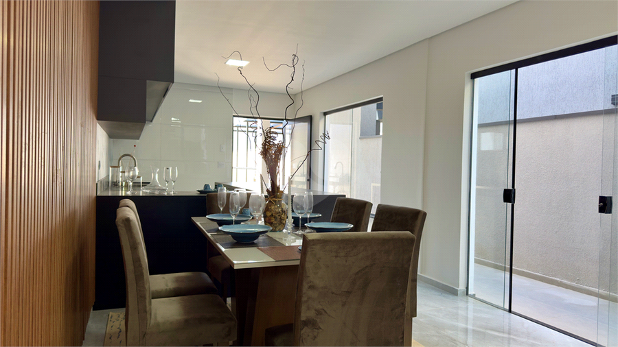 Foto REO1131725
