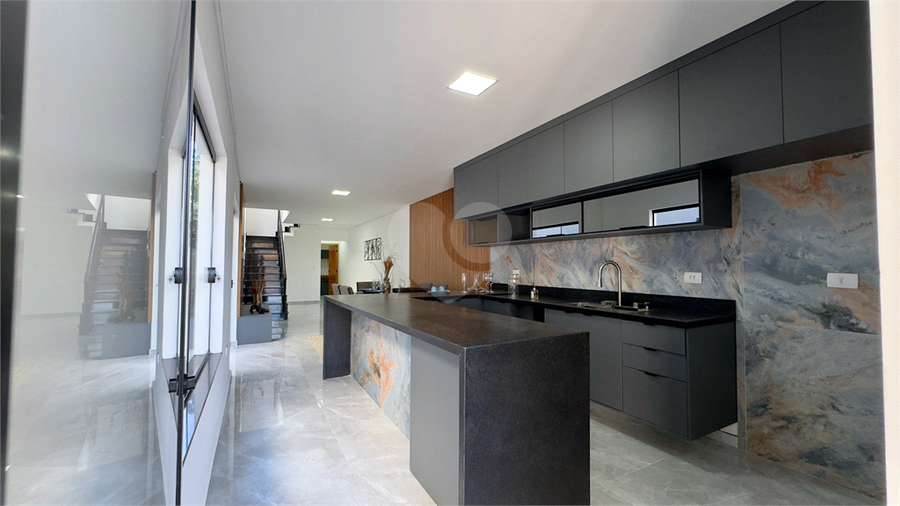 Foto REO1131725