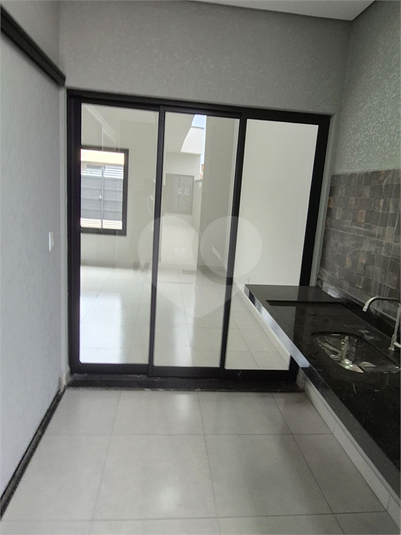 Foto REO1131729