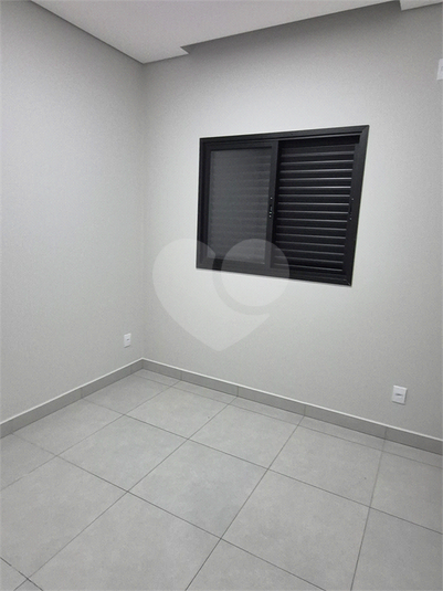 Foto REO1131729