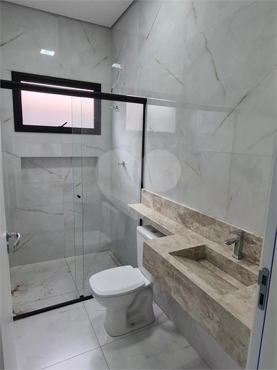 Foto REO1131729