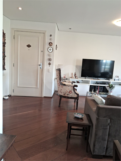 Foto REO1131735