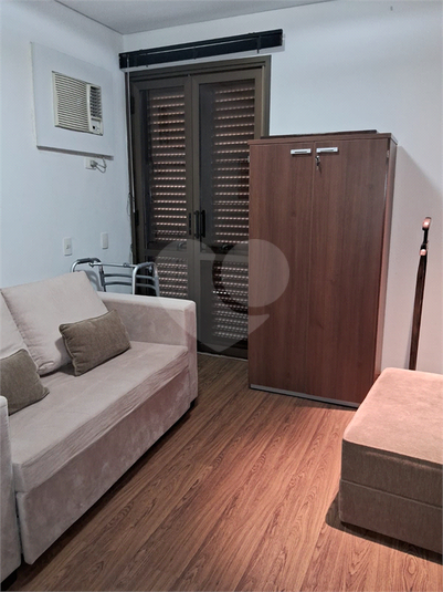 Foto REO1131735