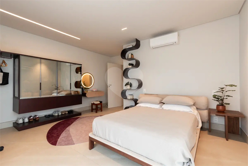 Foto REO1131738