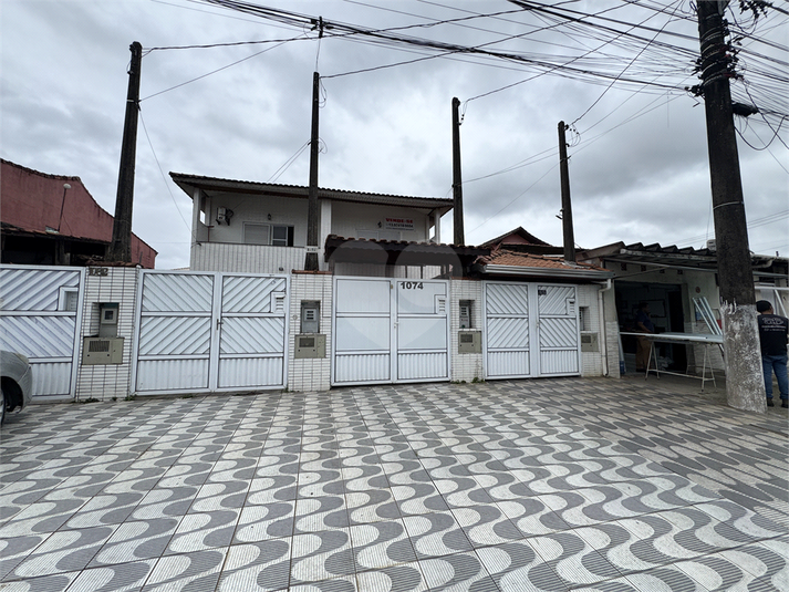 Foto REO1131749