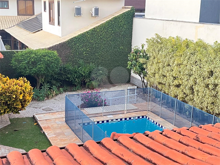 Foto REO1131761