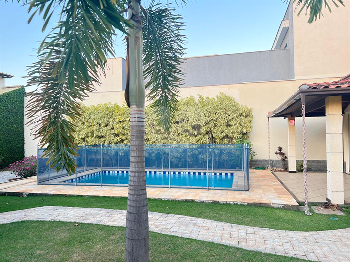 Foto REO1131761