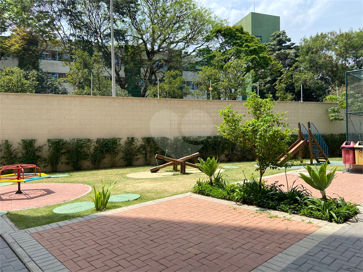Play Ground