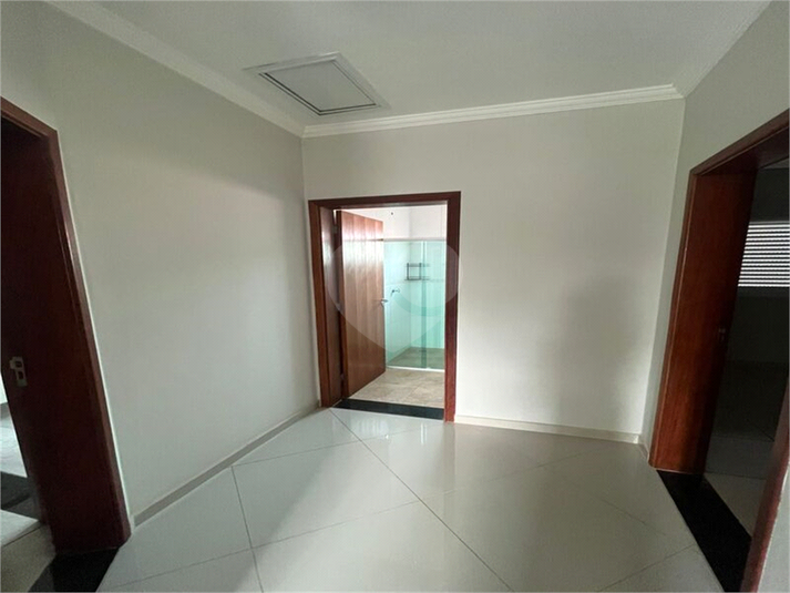 Foto REO1131766