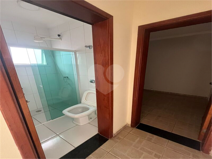 Foto REO1131766