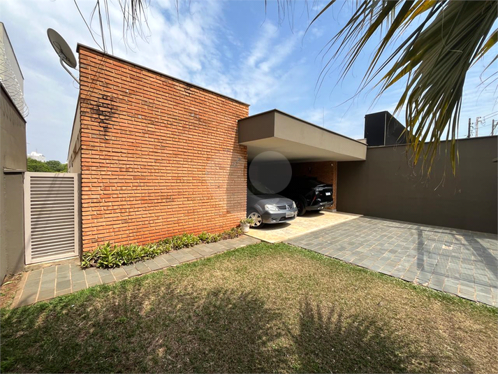 Foto REO1131768