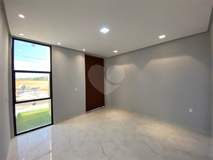 Foto REO1131783
