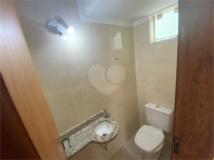 Foto REO1131786
