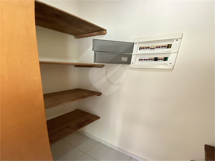 Foto REO1131786