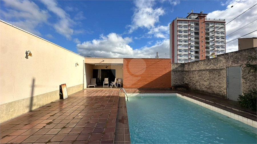 Foto REO1131789