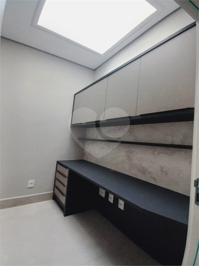 Foto REO1131795