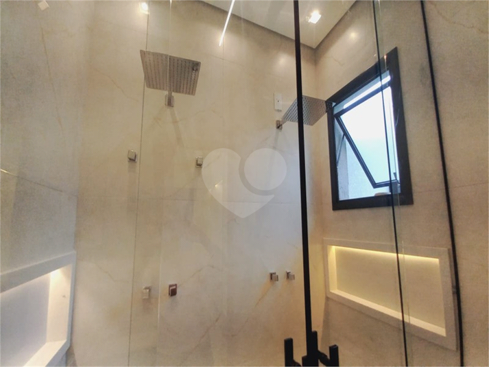 Foto REO1131795
