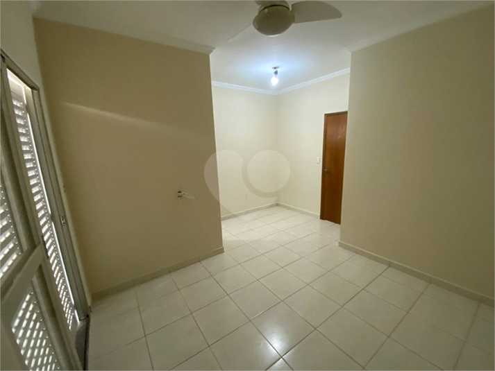 Foto REO1131796