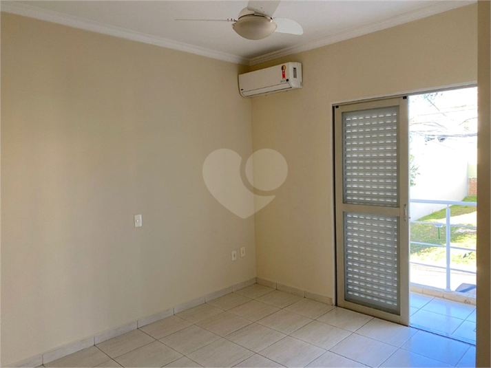 Foto REO1131796