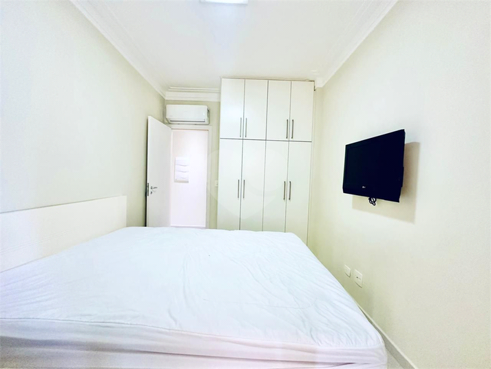 Foto REO1131826