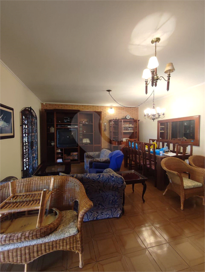 Foto REO1131833